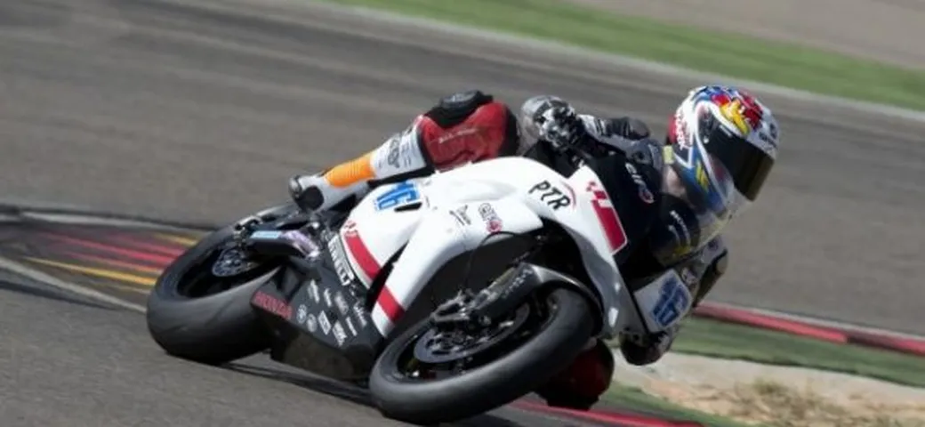 Supersport, Silverstone: Cluzel beffa Lowes nelle prime qualifiche 'bagnate'