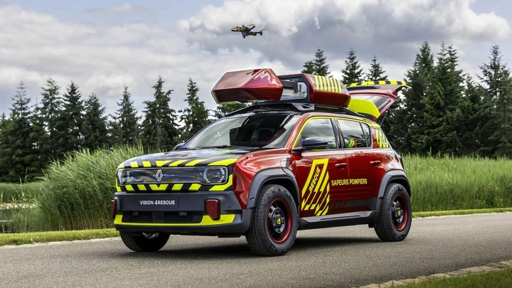I Vigili del Fuoco hanno una nuova auto: drone compreso