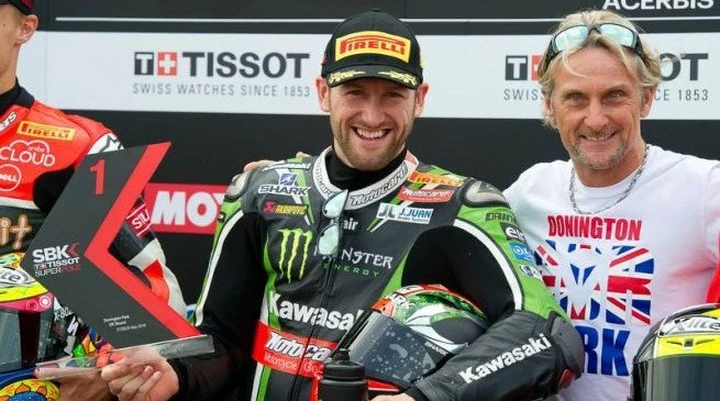 SBK Donington 2016: sontuosa Superpole di Sykes, Davies e Savadori in 1a fila