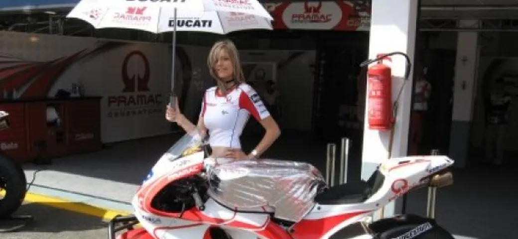 Motoblog Live @ Estoril: la gallery della griglia e del podio...