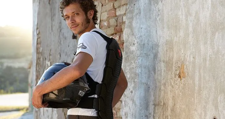 Dainese: Paraschiena Manis