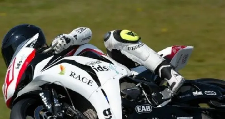 STK1000: sette italiani nei primi dieci nelle libere di Portimao