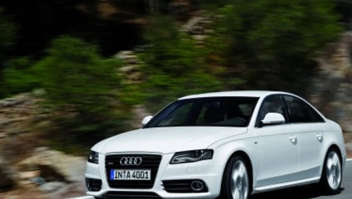 Audi A4 TDI e: 4,6 l/100km per il 2.0 TDI ecologico