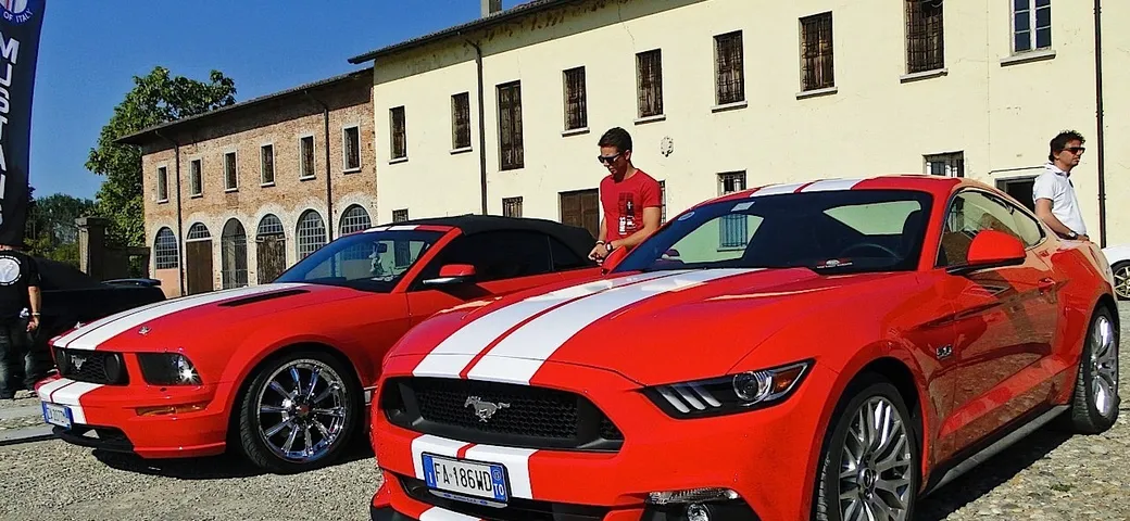 Ford Mustang: il raduno European Pony Wars 2015 [Video]