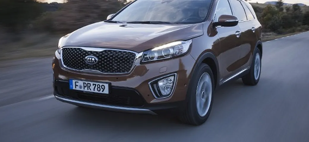 Kia Sorento 2015: prezzo, foto e primo contatto su strada