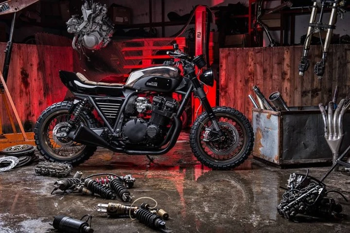 Suzuki GSX1100 Bomboogie Officine GP Design