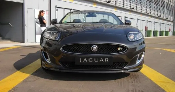 Jaguar Track Days Experience 2012: la gamma del giaguaro sfila a Monza