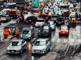 Francia: legale la circolazione interfila per le moto