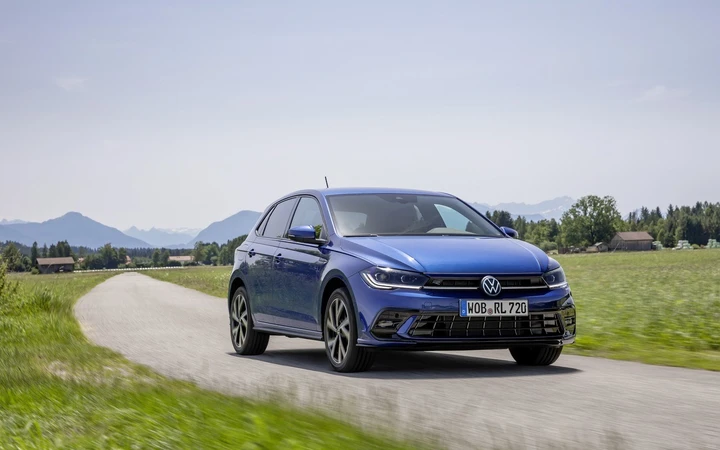 Nuova Volkswagen Polo 2022: prova, prezzo, motori e allestimenti