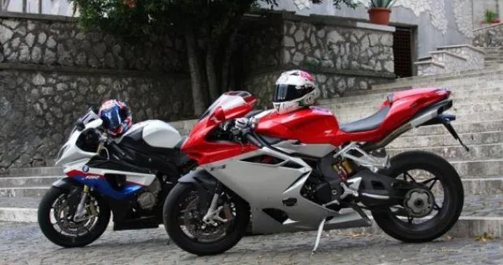 TEST MV Agusta F4 1000 vs BMW S 1000 RR, filosofie a confronto