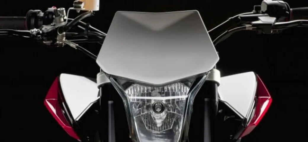 Husqvarna Nuda 900R: nuovi dettagli tecnici ed estetici