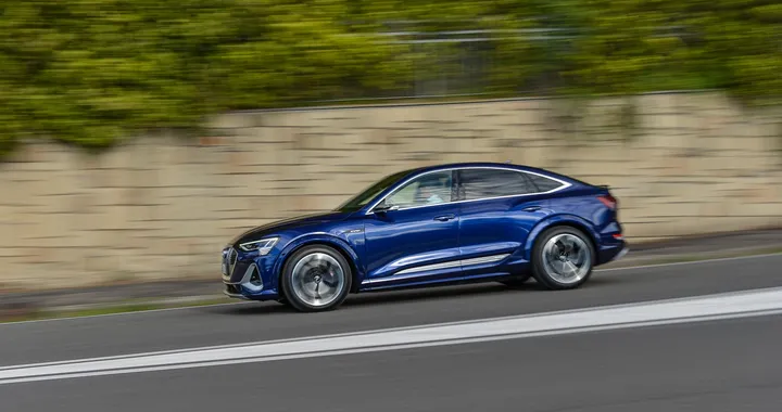 Audi e-tron S Sportback: la prova su strada