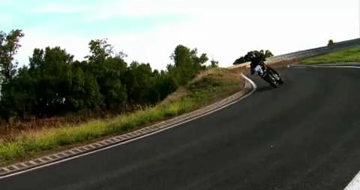 Ducati Streetfighter 848 - Test sul circuito di Modena