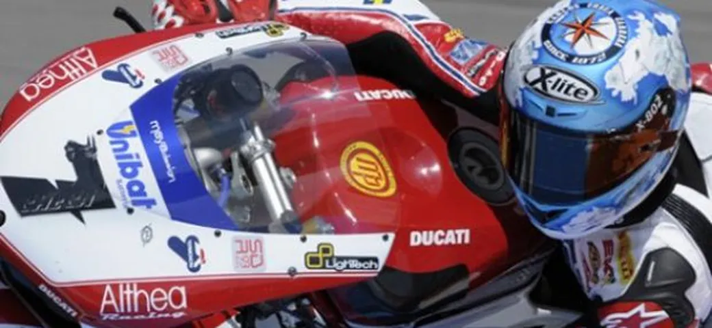 WSBK: ancora Carlos Checa in testa alle QP2 di Brno. Seguono Smrz e Melandri
