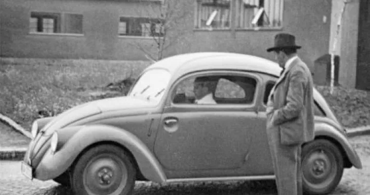 75 anni fa Ferdinand Porsche cominciò lo sviluppo della Volkswagen Maggiolino