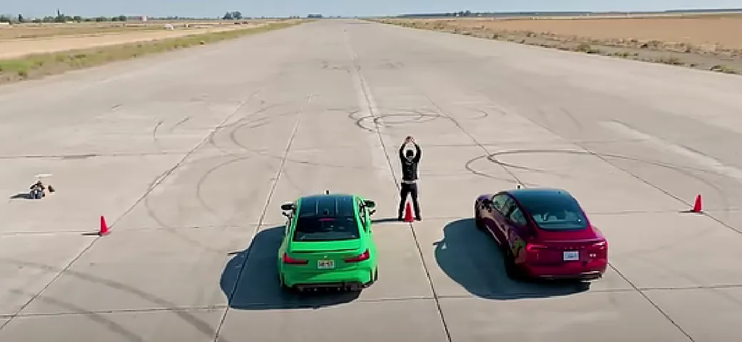 Tesla Model 3 Performance vs BMW M3 CS: sfida sul quarto di miglio [VIDEO]