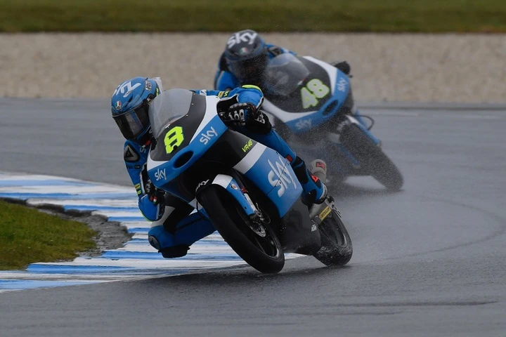 Moto3 Australia: Bulega è il migliore del venerdì di Phillip Island