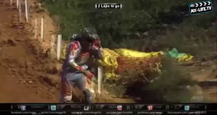 Antonio Cairoli e Clement Desalle al MXGP del Portugallo 2013