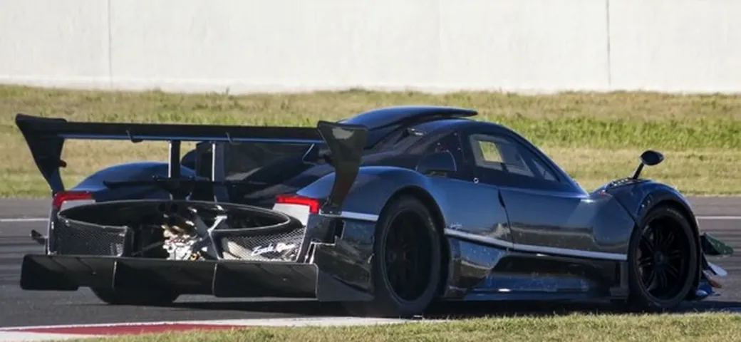 Pagani Zonda Revolucion: il sound in video