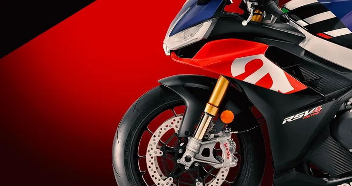Aprilia svela le nuove RSV4 e RSV4 Factory 2021: caratteristiche e informazioni