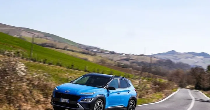 Hyundai Kona Hybrid restyling 2021: prima prova