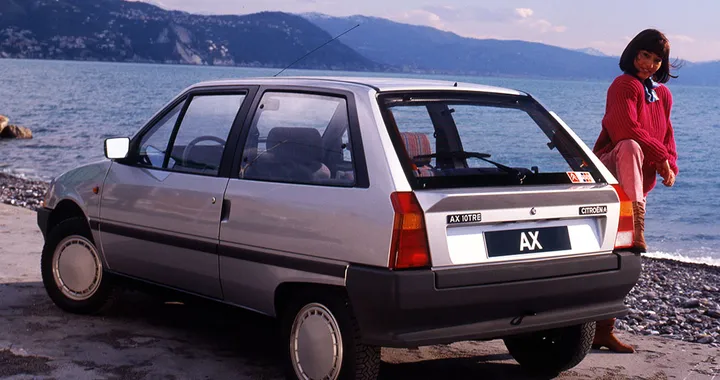 Citroën AX, 40 anni di una piccola rivoluzione: a Bologna torna l'utilitaria da 640 kg