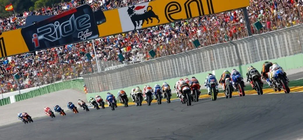 Riduzione dei costi in Moto3 dal 2015: