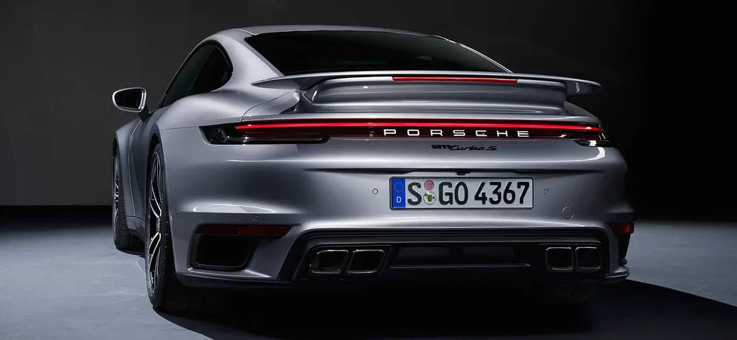 Porsche: presentata la 911 Turbo S (992)