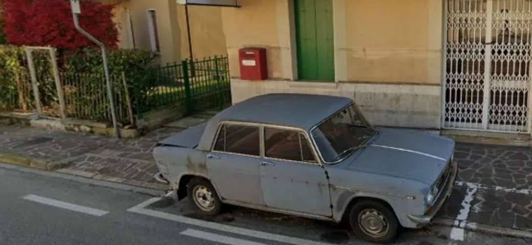 Conegliano: la Lancia Fulvia è parcheggiata da 47 anni nello stesso posto
