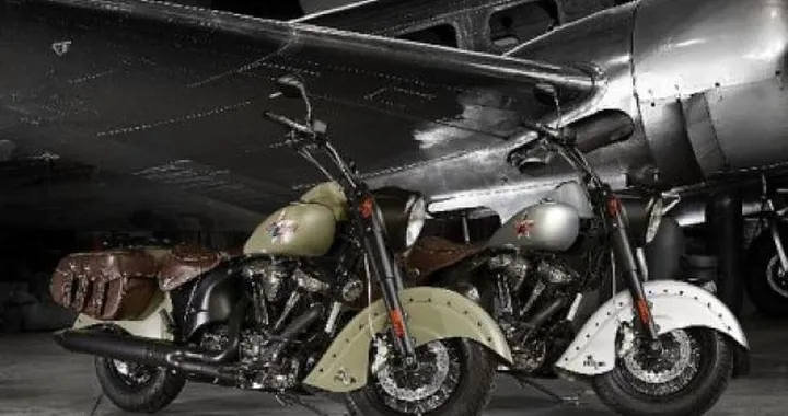 Nuove Indian Bomber e Dark Horse 2010