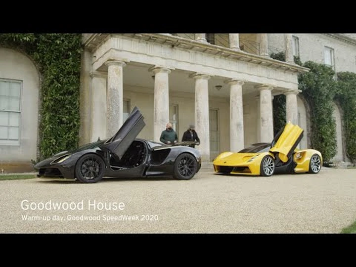 Lotus Evija: l'hypercar elettrica in pista a Goodwood [Video]