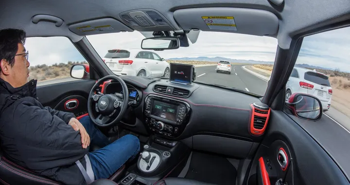 Kia: la guida autonoma si chiama "DRIVE WISE"