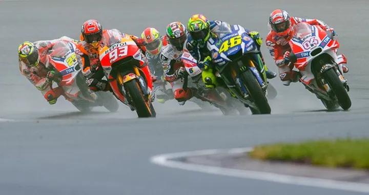 Pagelle MotoGP Germania: Marquez fa “marameo” e ipoteca il mondiale. Autogoal di Rossi. Lorenzo il fantasma