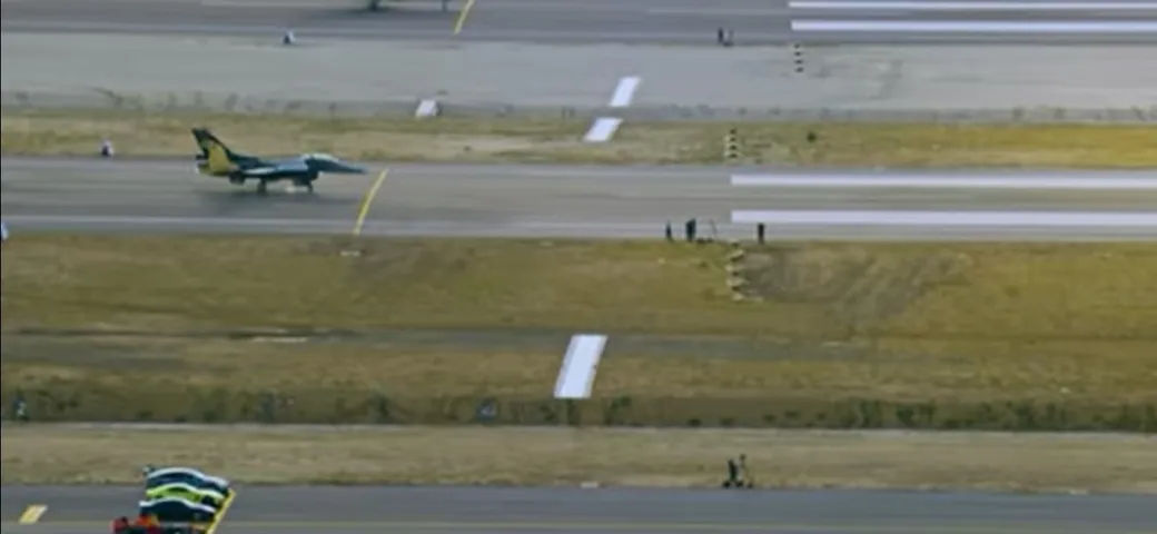 La drag race estrema di Red Bull: Formula 1, auto, moto e jet [Video]