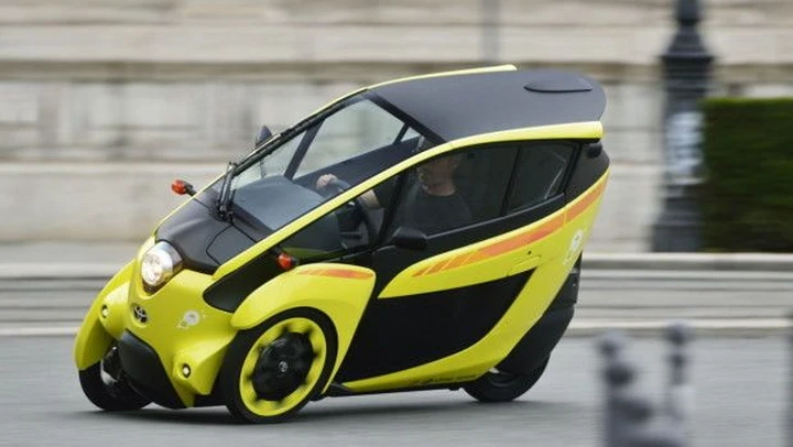 Toyota I-Road: anche le Case auto sperimentano le tre ruote