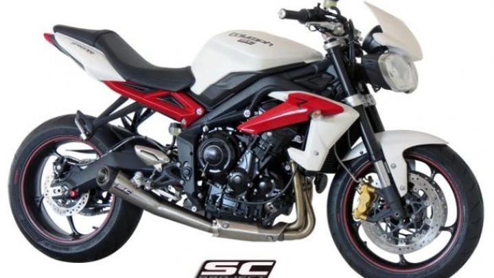 Gamma scarichi SC-Project per Triumph Street Triple 2013