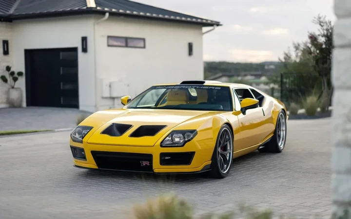 De Tomaso Pantera trasformata e venduta a 363.000 dollari