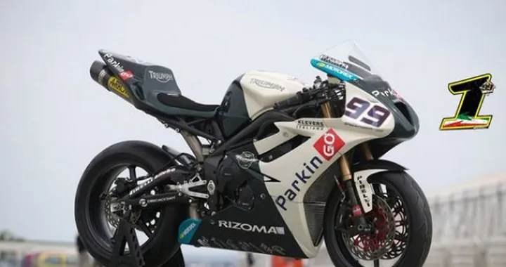 Supersport: Luca Scassa ha provato al Mugello la Triumph Daytona 675