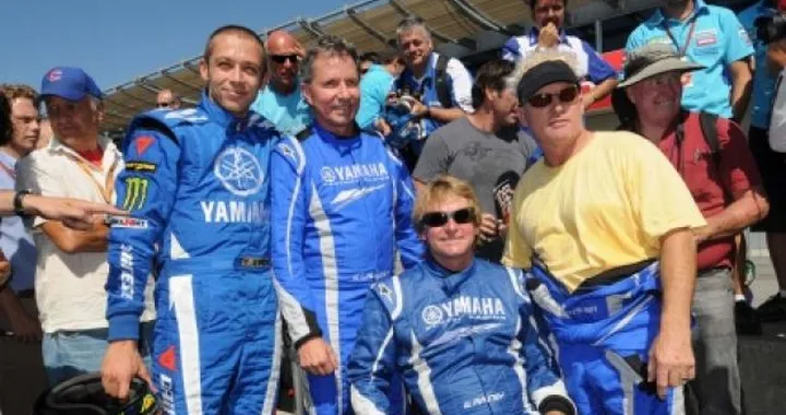 Valentino Rossi vince a Laguna Seca... sui SuperKart!