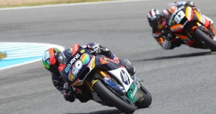 Moto2, Jerez: la bandiera rossa "aiuta" Pol Espargaro
