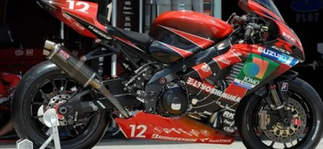 WSBK: team Yoshimura in pista con Kagayama e Sakai