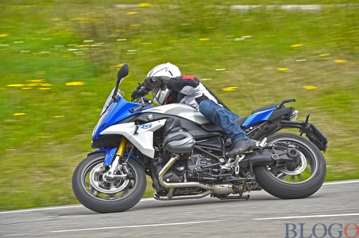 BMW R 1200 RS 2015: il nostro test su strada