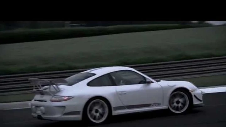 Video Porsche 911 GT3 RS 4.0: come portare il caffè