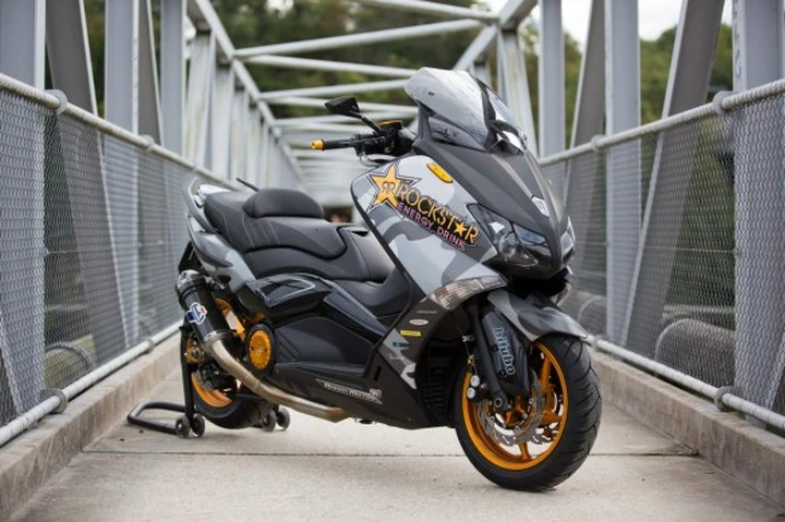 Yamaha TMAX 530 Hyper Modified AM-1