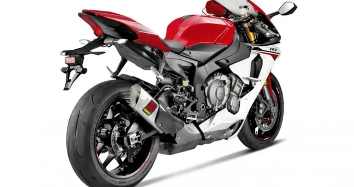 Akrapovic Slip-On Line per Yamaha YZF-R1 2015