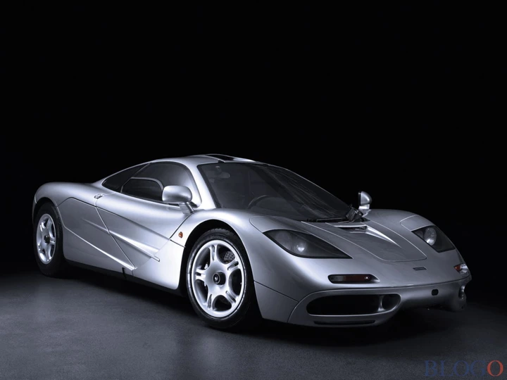 Elon Musk e la sua McLaren F1 [Video]