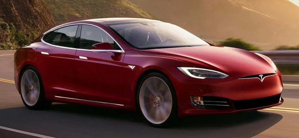 Tesla Model S e Model X P100D: prezzi e informazioni