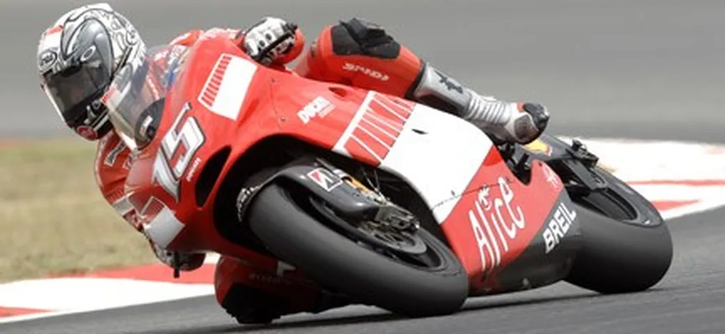 Sete Gibernau lento ma soddisfatto del primo giorno di test al Mugello
