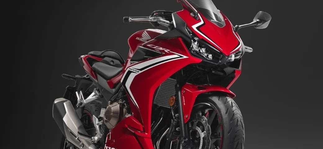 Honda CBR400R 2020 pronta per il Giappone