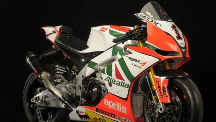 WSBK: #1 sull'Aprilia RSV4 di Max Biaggi